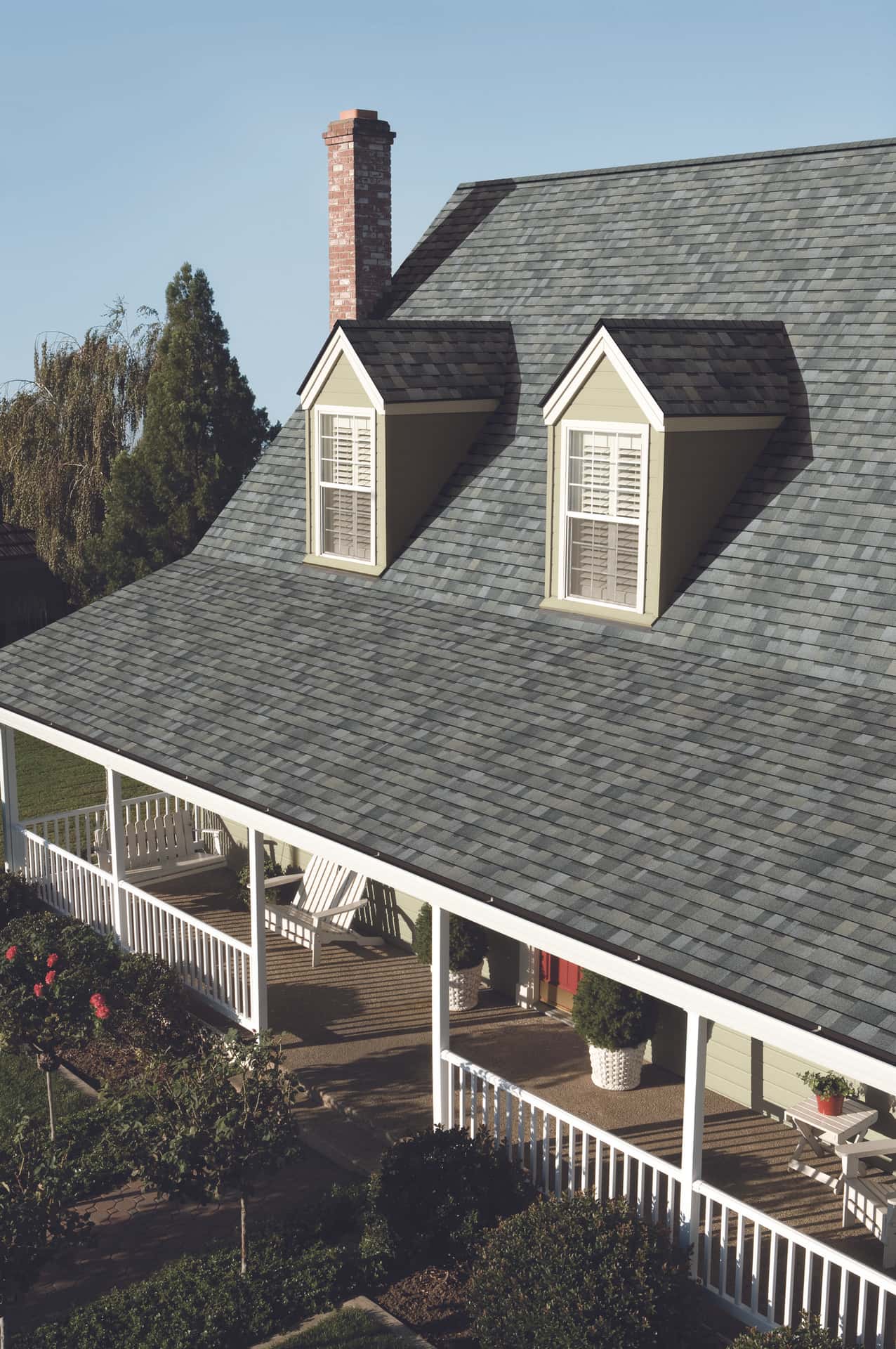 Owens Corning Duration® Premium COOL Sage Beauty Shot