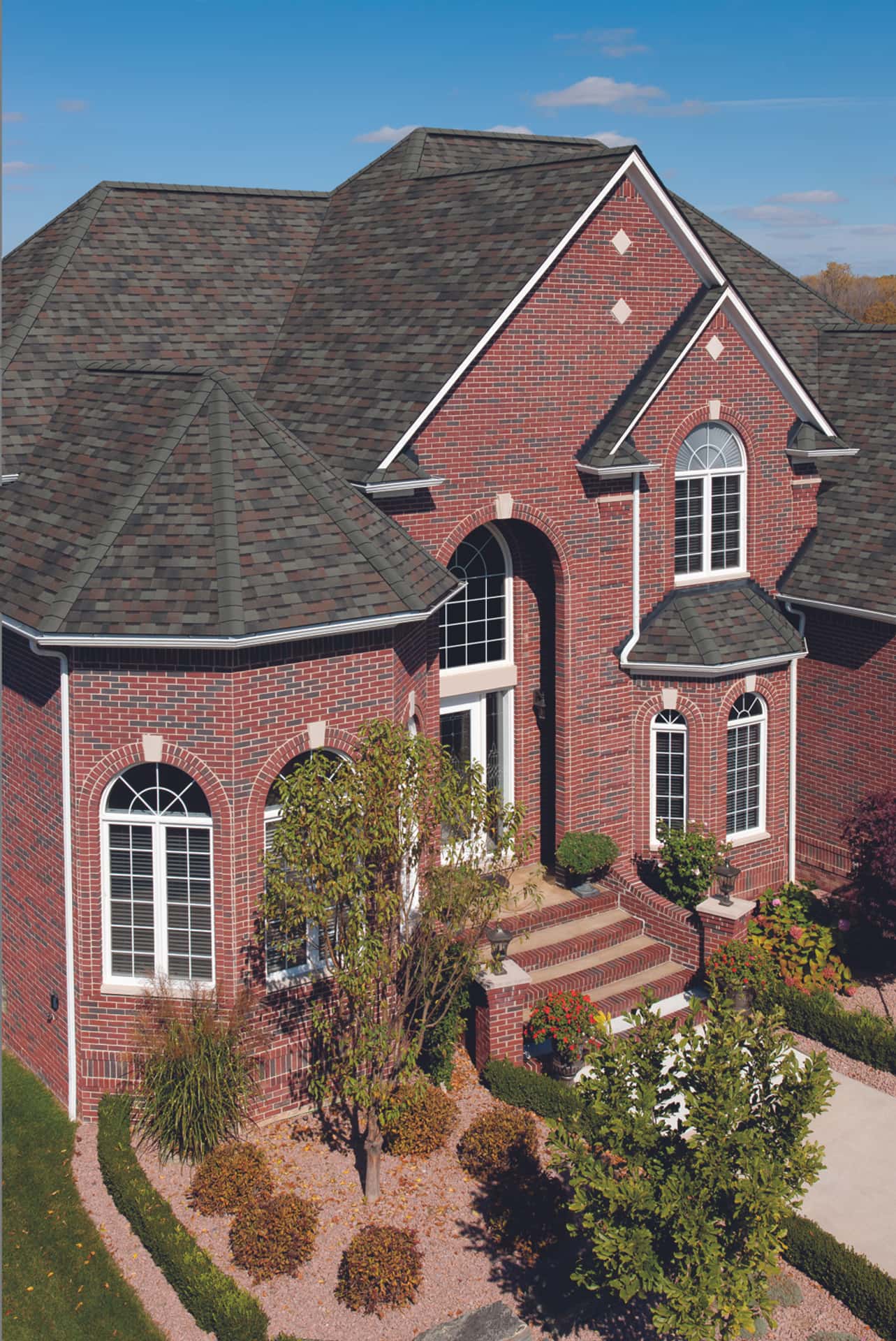 Owens Corning TruDefinition® Duration® Colonial Slate Beauty Shot