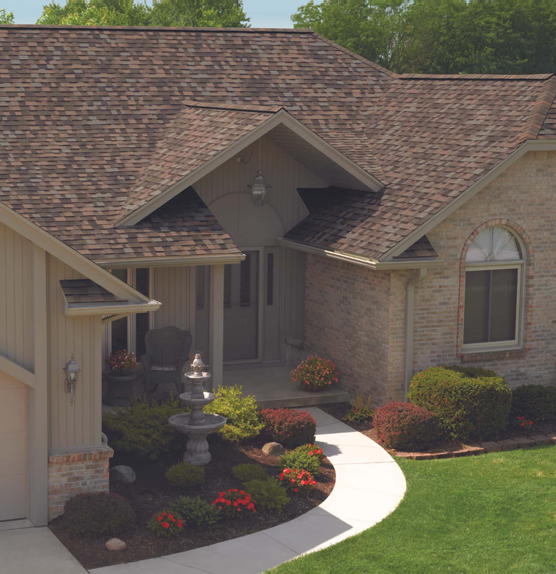 Owens Corning TruDefinition® Duration® Designer Aged Copper Intro Beauty Shot